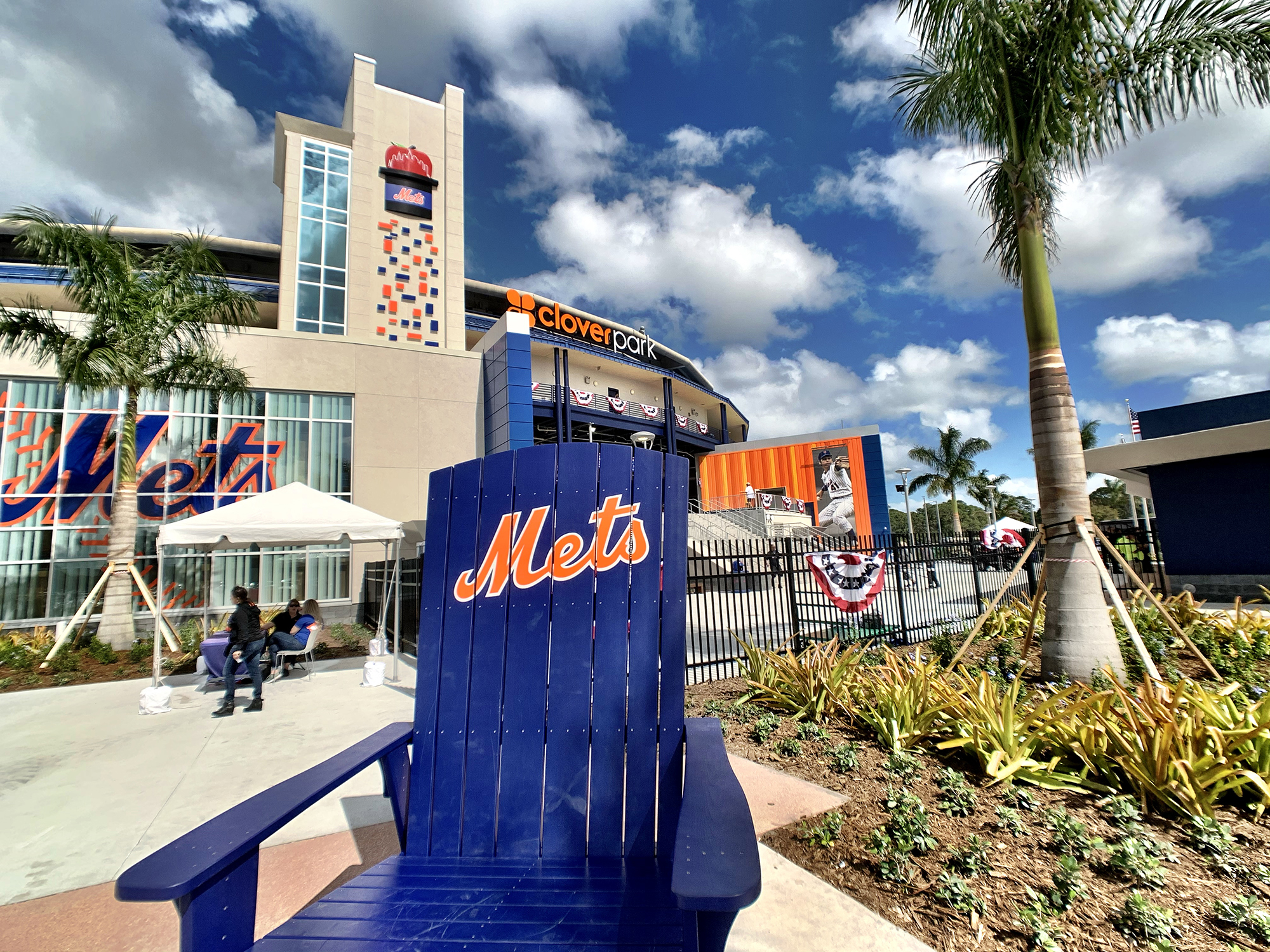 New York Mets ready to start spring training at Clover Park in Port St.  Lucie